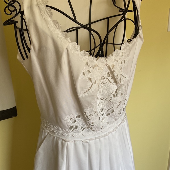 Gorgeous White Elie Tahari Summer Dress - Sz 4 - Picture 3 of 14